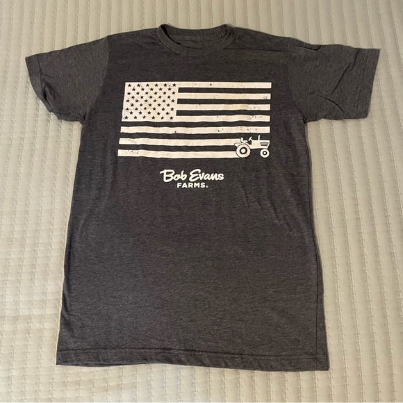 Tops - Women’s Short Sleeve Tee